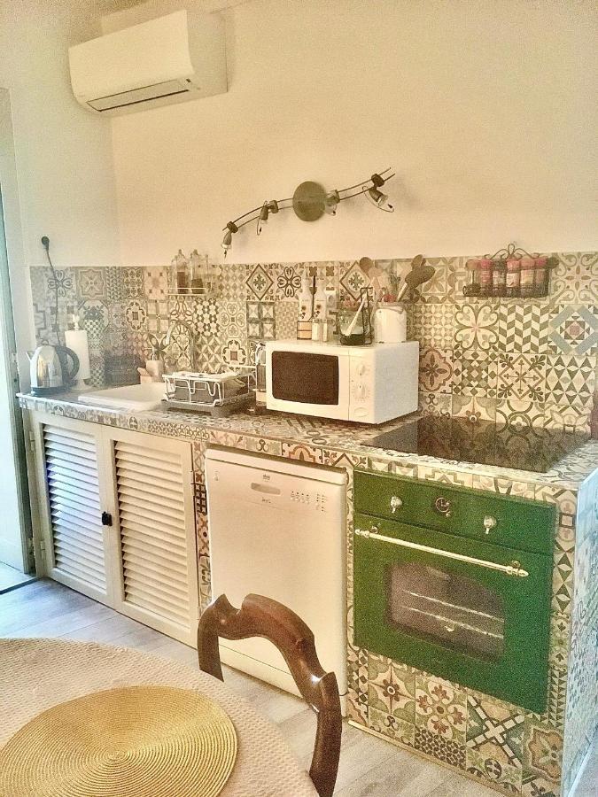 Coquet T2 Au Coeur Du Village サルテーヌ エクステリア 写真
